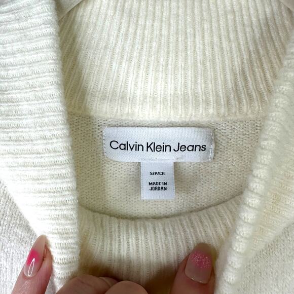 Calvin Klein Jeans Cream Ribbed Oversized Mock Neck Wide Sleeves Sweater Small - Picture 4 of 7